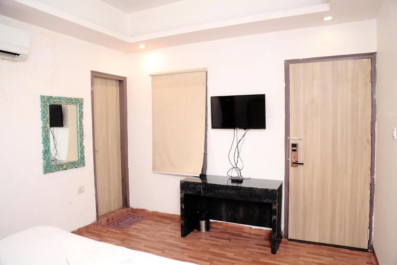 Hotel Plazzo Igi New Delhi Eksteriør bilde