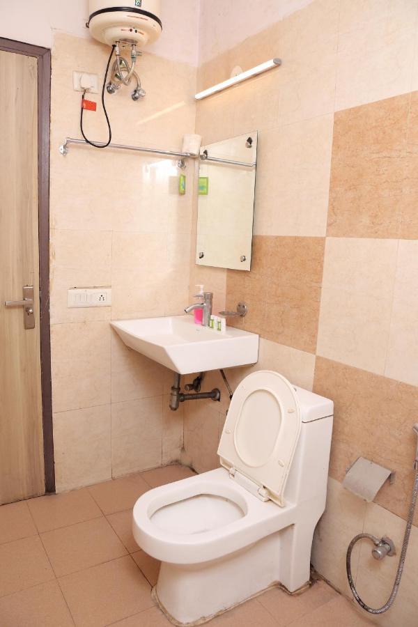 Hotel Plazzo Igi New Delhi Eksteriør bilde
